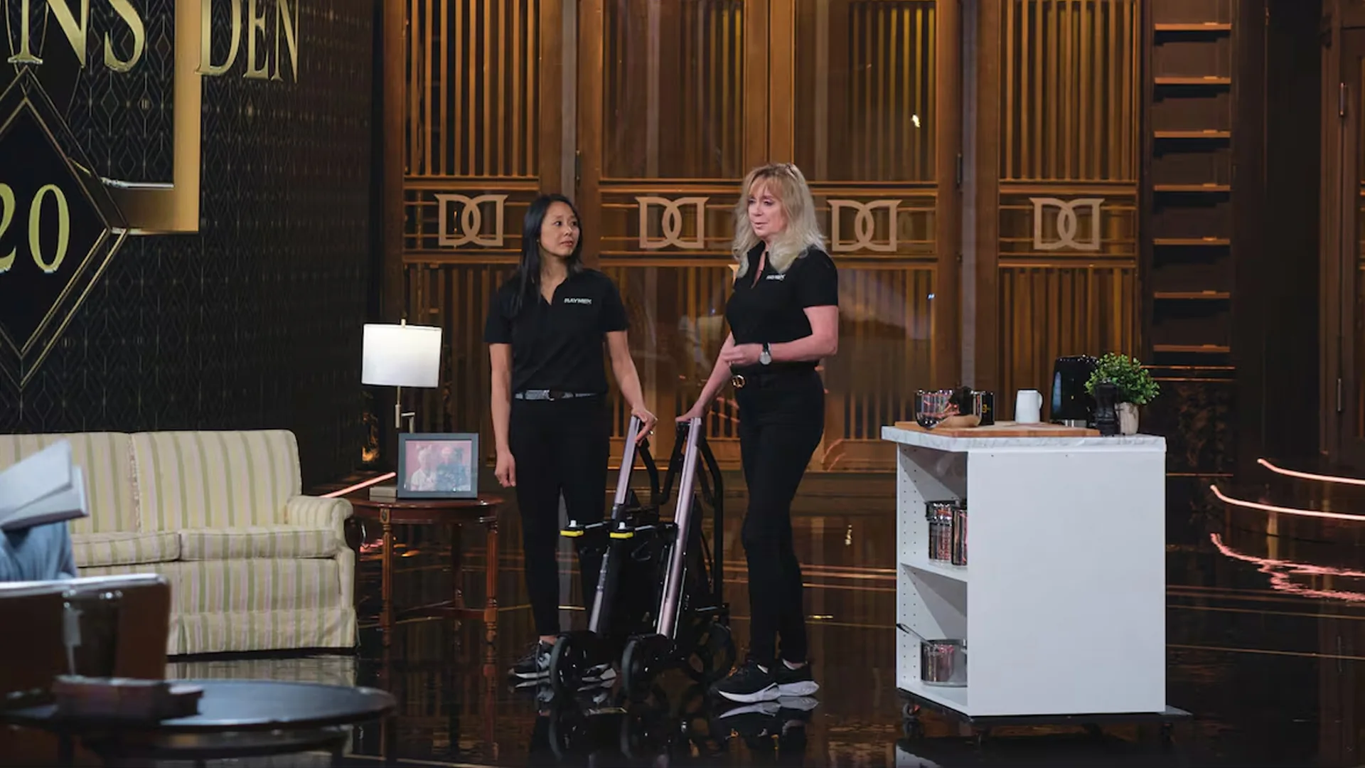 See the Axtion Independence team strike a deal on Dragon’s Den