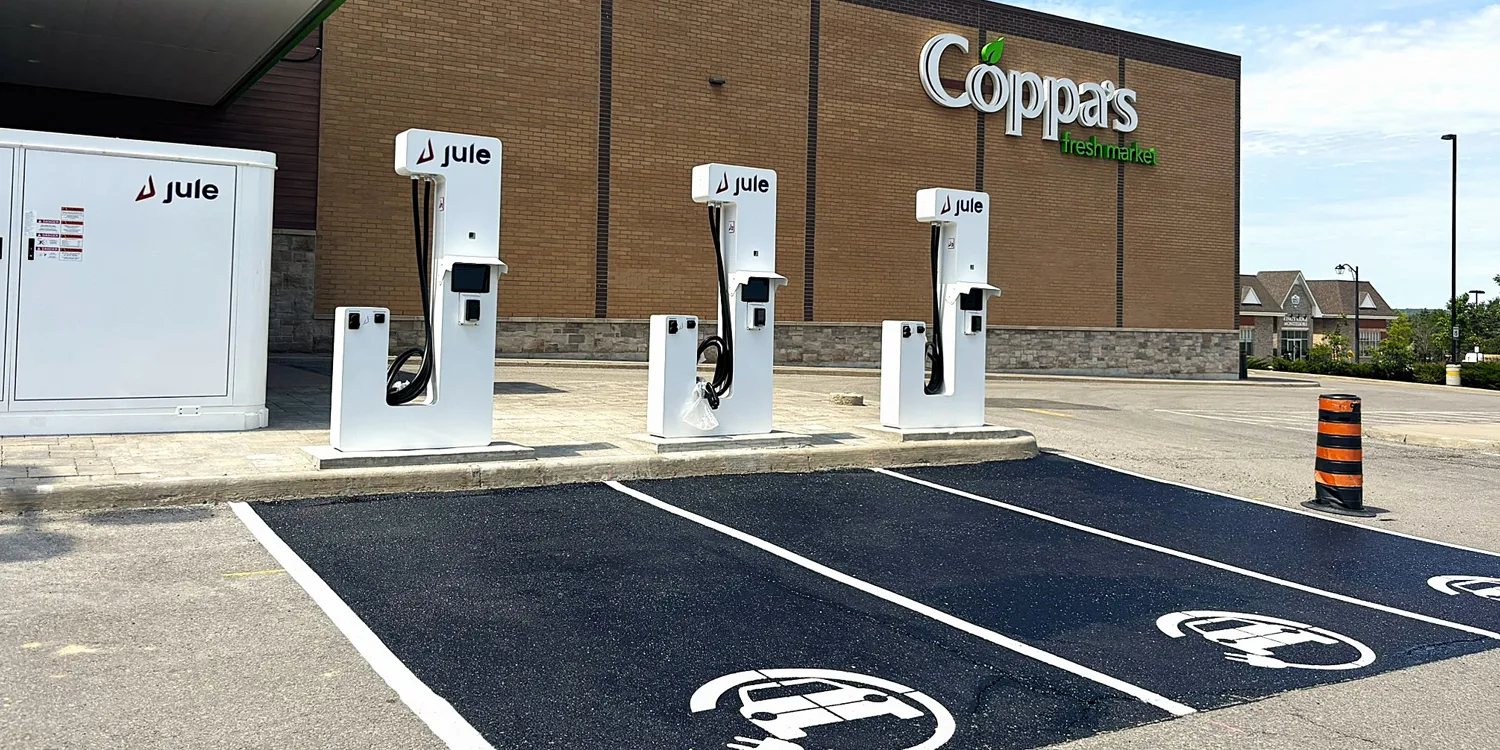 The company worked with the University of Toronto to develop a product that combines its battery storage units to fast chargers with a novel direct current (DC) connection that minimizes energy loss.